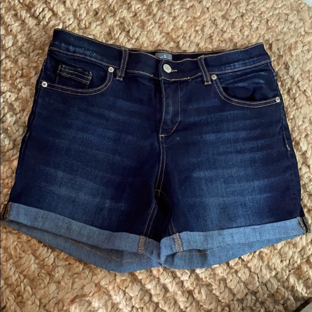 New York & company soho Jean shorts 6